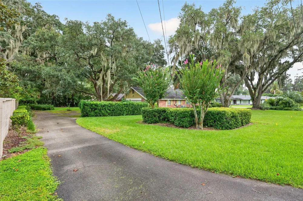 2011 SE 14TH LANE ocala, FL 34471