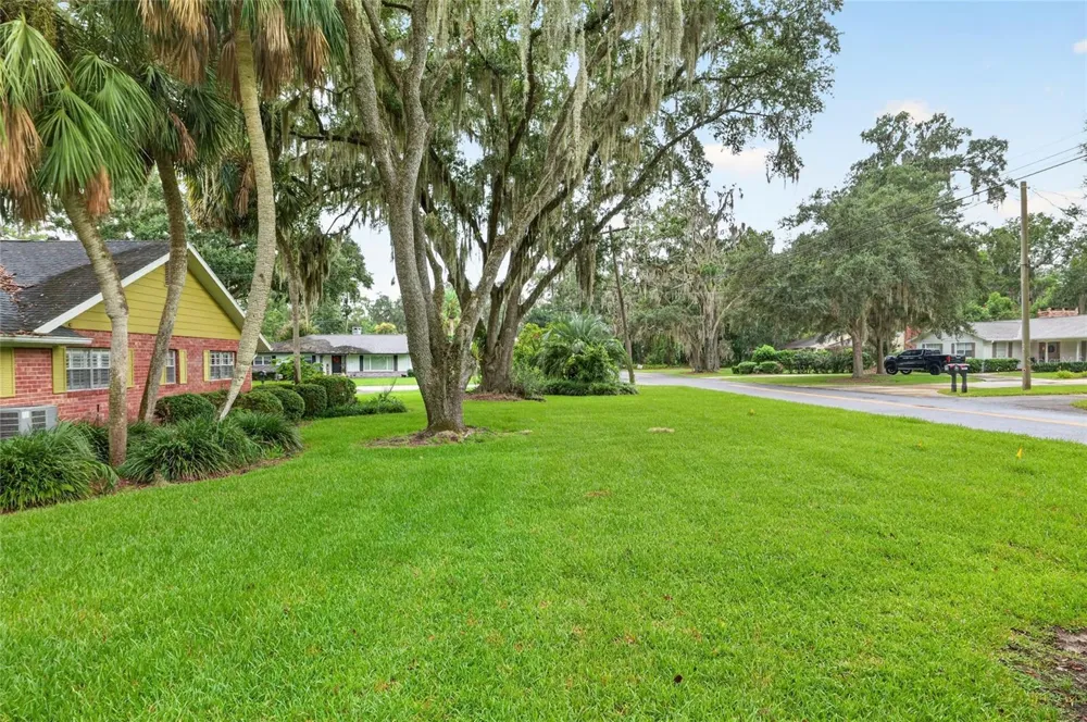 2011 SE 14TH LANE ocala, FL 34471