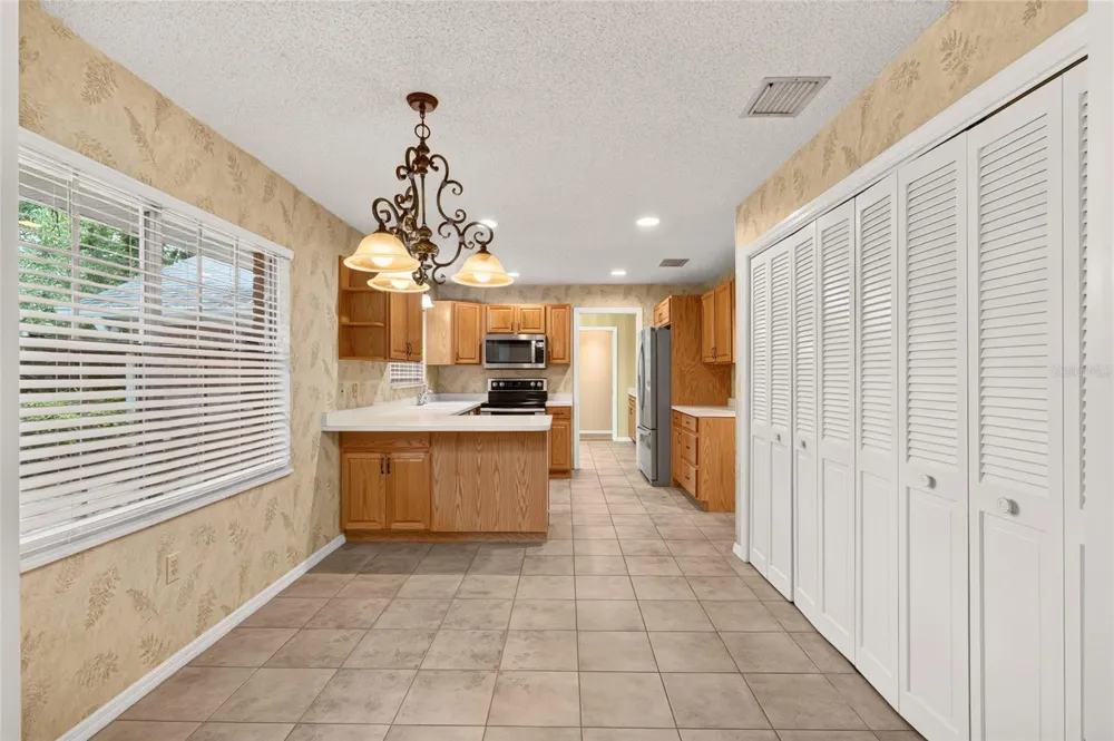 2011 SE 14TH LANE ocala, FL 34471