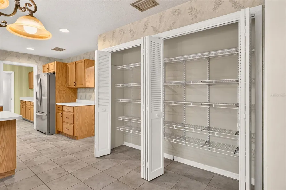 2011 SE 14TH LANE ocala, FL 34471