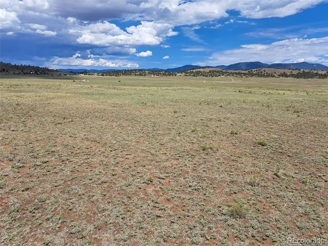 389 Park Road Hartsel, CO 80449