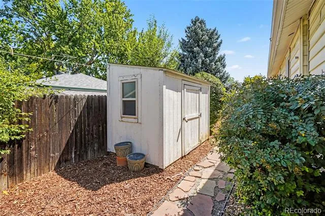 2935 S Clermont Drive Denver, CO 80222