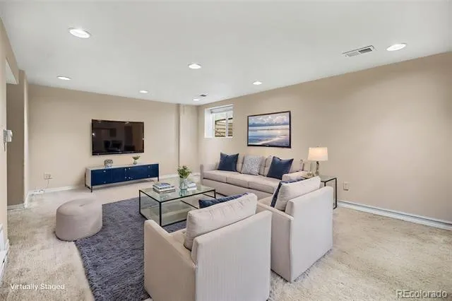 2935 S Clermont Drive Denver, CO 80222