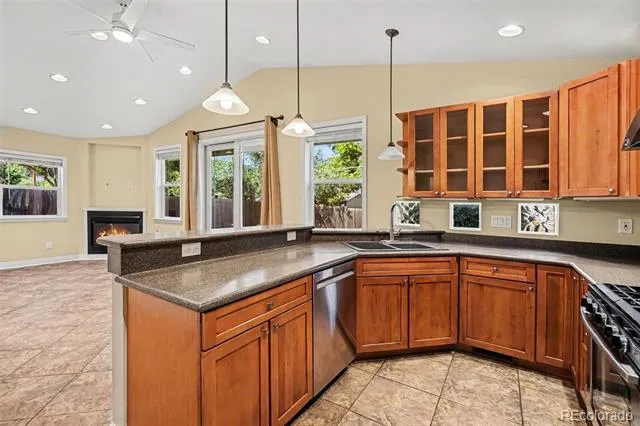 2935 S Clermont Drive Denver, CO 80222