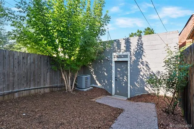 1581 S Ogden Street Denver, CO 80210
