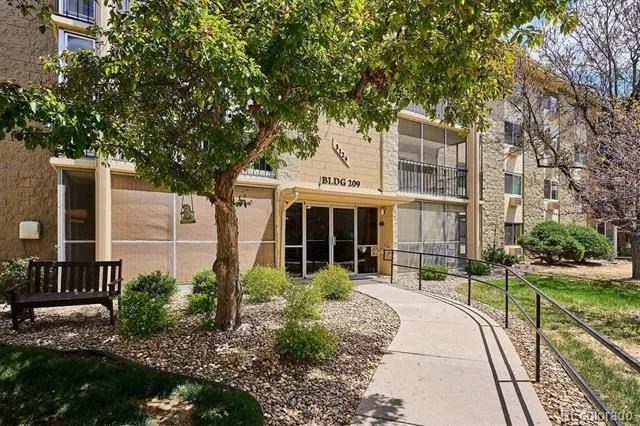 3124 S Wheeling Way #109 Aurora, CO 80014
