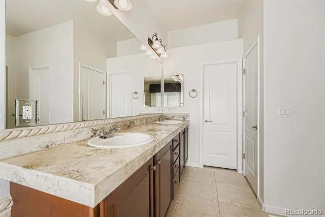 22754 E Rowland Drive Aurora, CO 80016