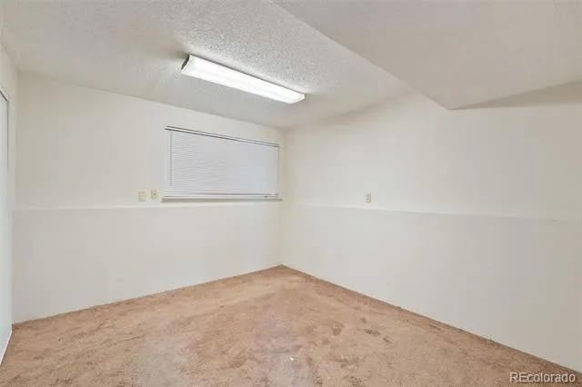 4096 London Lane Colorado Springs, CO 80916