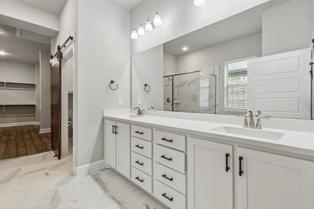 4717 Beaver Creek Drive Arlington, TX 76005