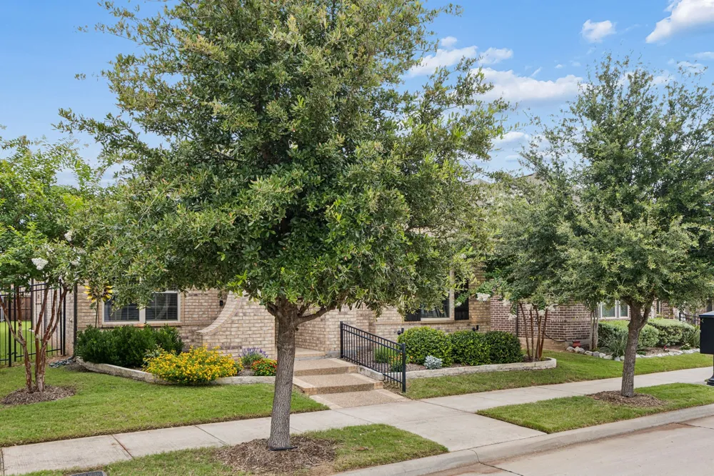 4717 Beaver Creek Drive Arlington, TX 76005