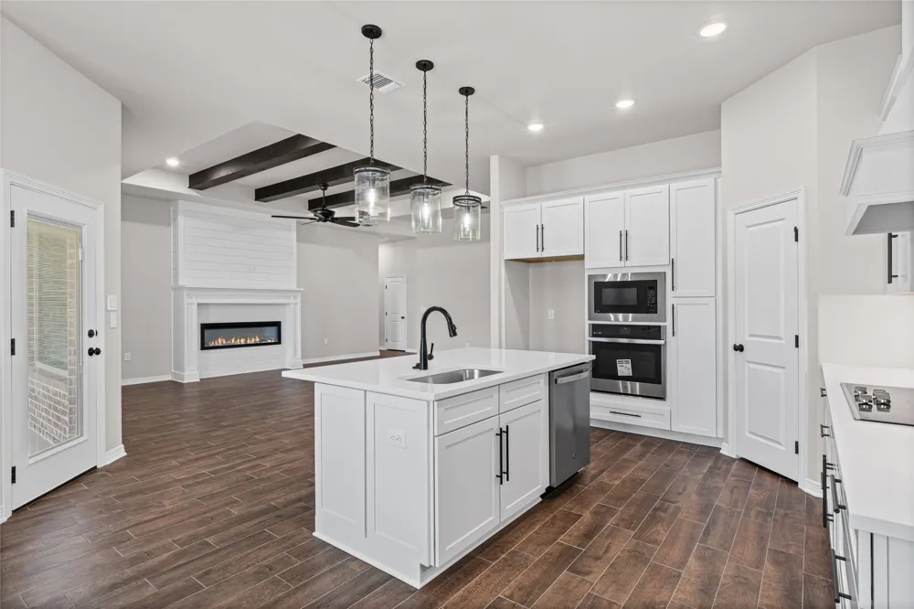 132 Lasso Loop Lorena, TX 76655