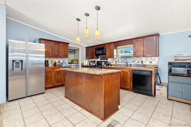 218 Grape Street Hudson, CO 80642