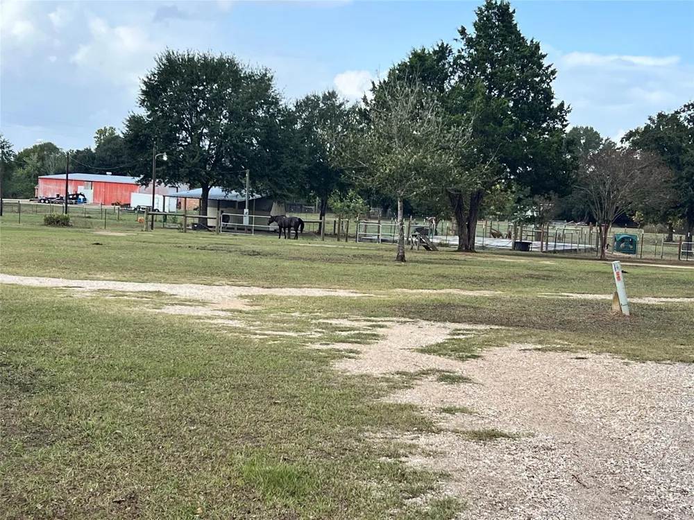 31807 Washington Street Waller, TX 77484