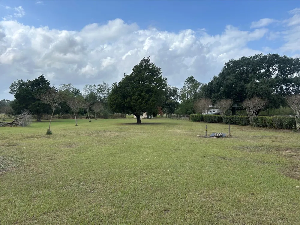 31807 Washington Street Waller, TX 77484