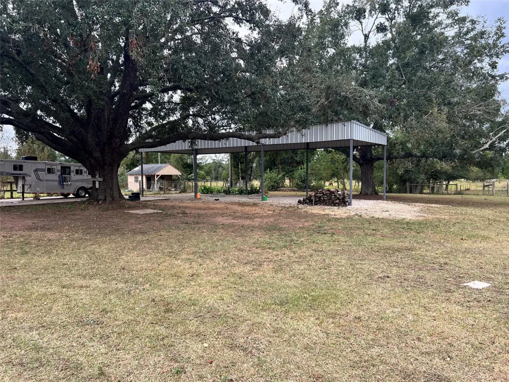 31807 Washington Street Waller, TX 77484