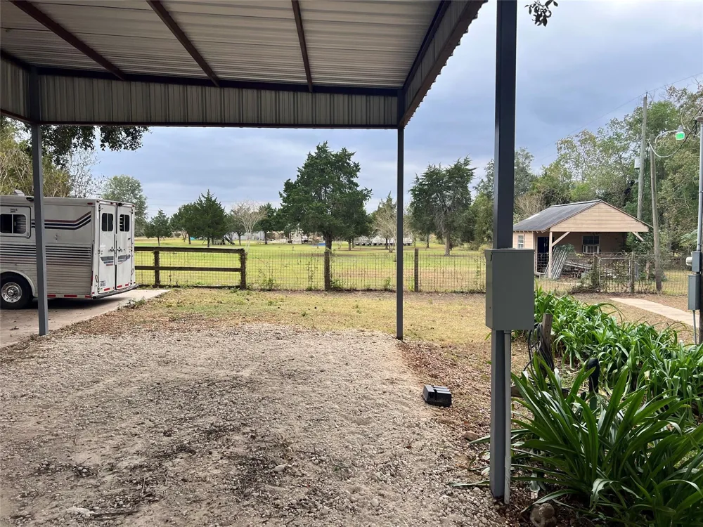 31807 Washington Street Waller, TX 77484