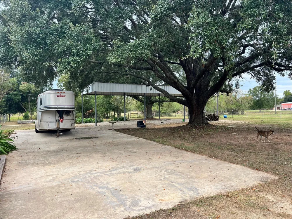 31807 Washington Street Waller, TX 77484