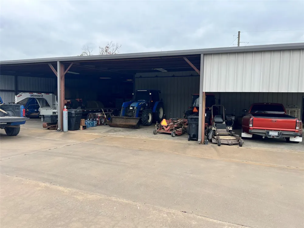 31807 Washington Street Waller, TX 77484