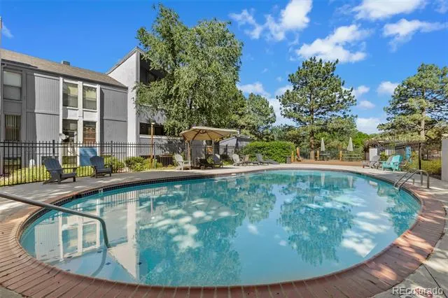 9867 E Peakview Avenue #E1 Englewood, CO 80111