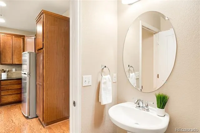 8922 E Otero Place Englewood, CO 80112