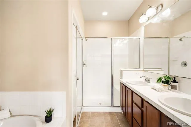 8922 E Otero Place Englewood, CO 80112