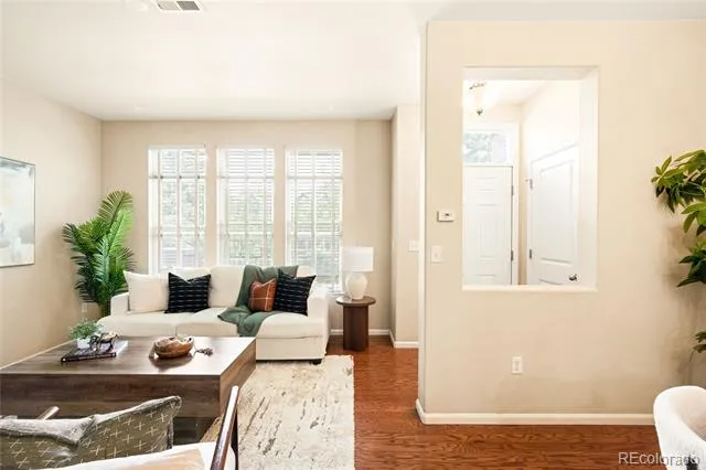 8922 E Otero Place Englewood, CO 80112