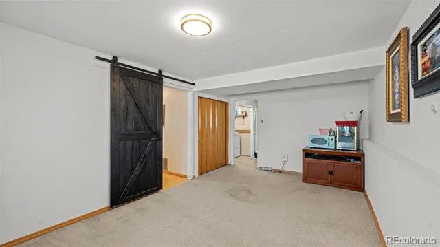 1961 Pepperwood Drive Colorado Springs, CO 80910