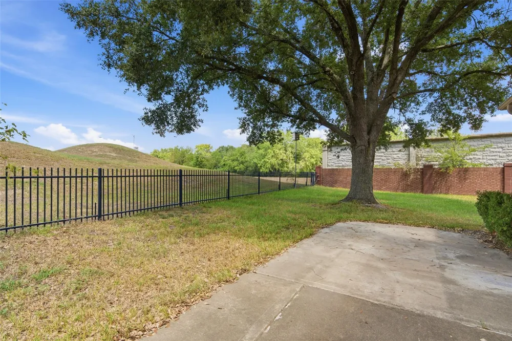 11602 Canyon Mills Drive Houston, TX 77095