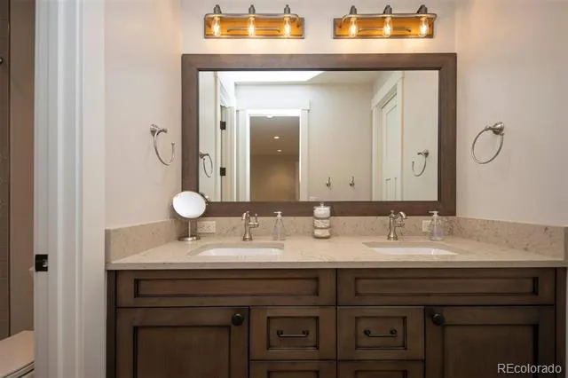 1129 Discovery Hill Drive Breckenridge, CO 80424