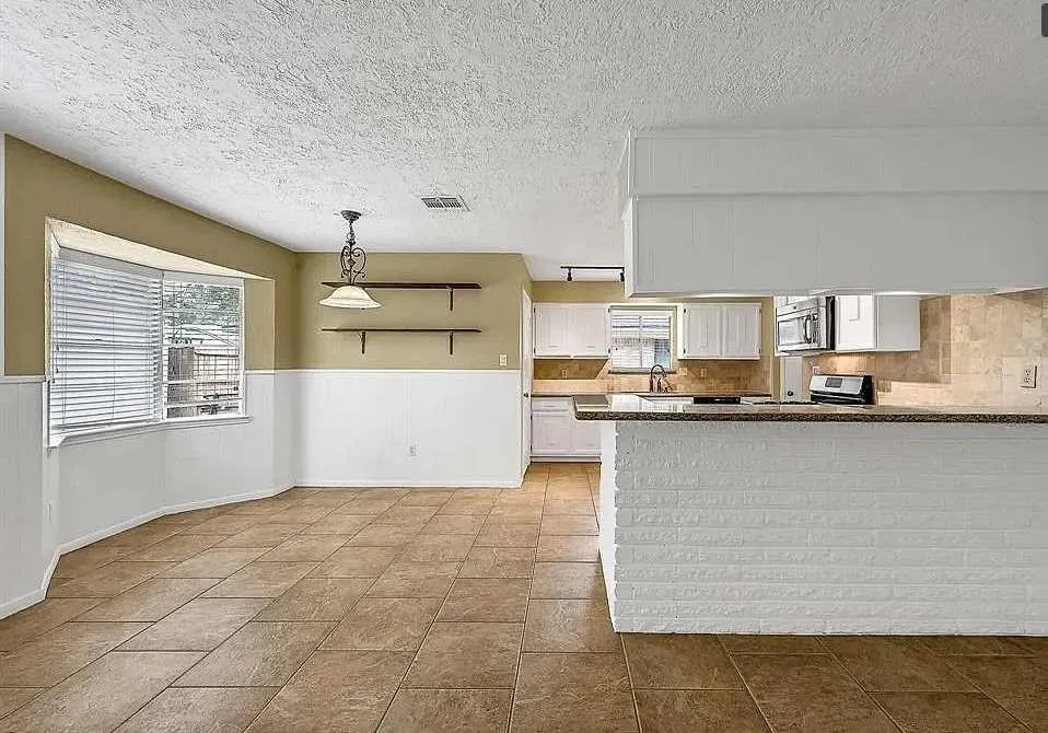 9611 Crail Drive Spring, TX 77379