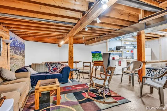 2716 County Road 327 Westcliffe, CO 81252