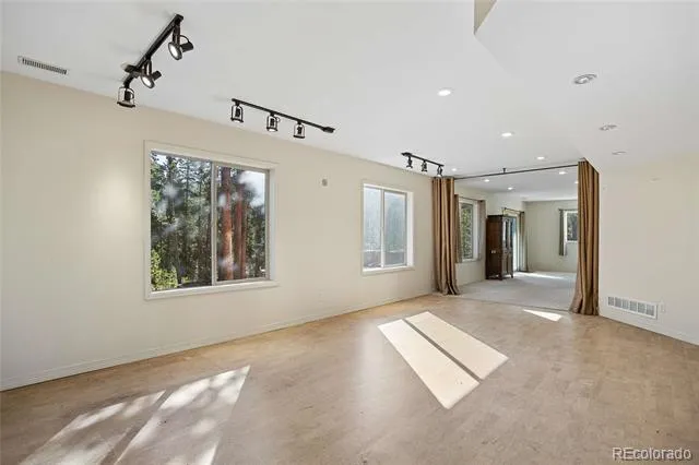610 Meadowlake Drive Black Hawk, CO 80422