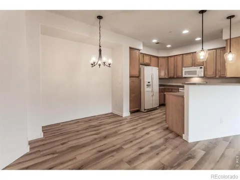 5220 Boardwalk Drive #I-21