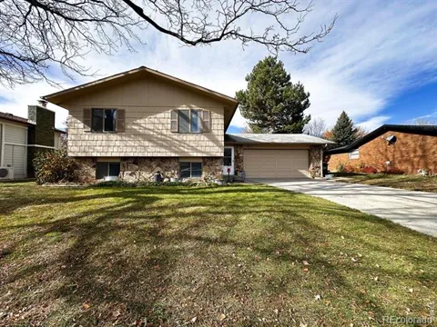 2421 Oleander Court