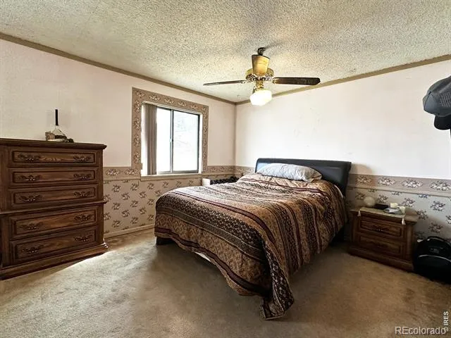 2421 Oleander Court Loveland, CO 80538