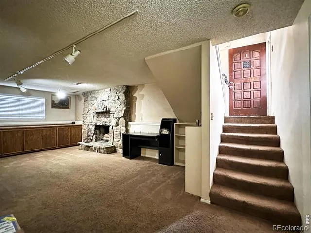 2421 Oleander Court Loveland, CO 80538