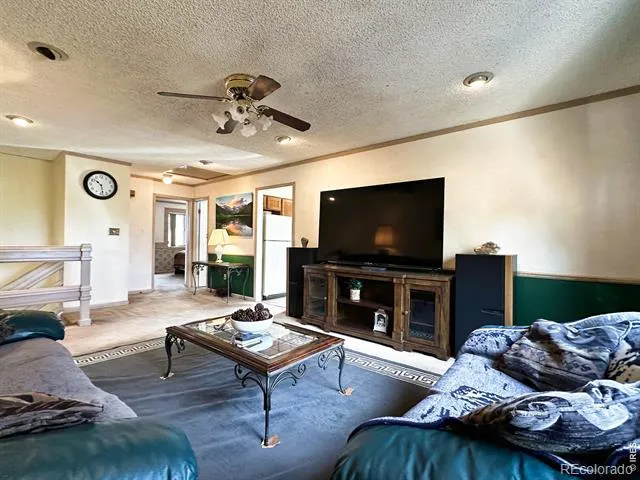 2421 Oleander Court Loveland, CO 80538
