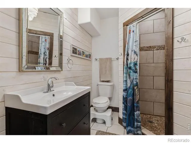 801 Hernia Hill Trail Bellvue, CO 80512
