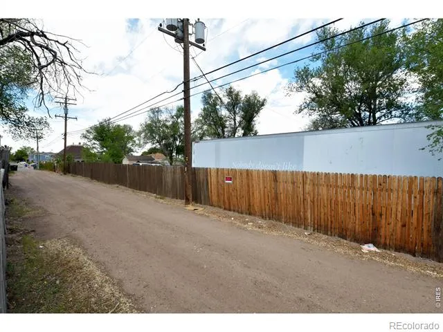 913 4th Street Greeley, CO 80631