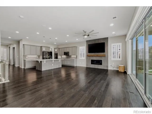 6725 Mentha Drive Castle Rock, CO 80108