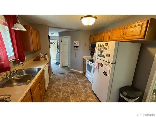 1546 Cleveland Avenue Loveland, CO 80538