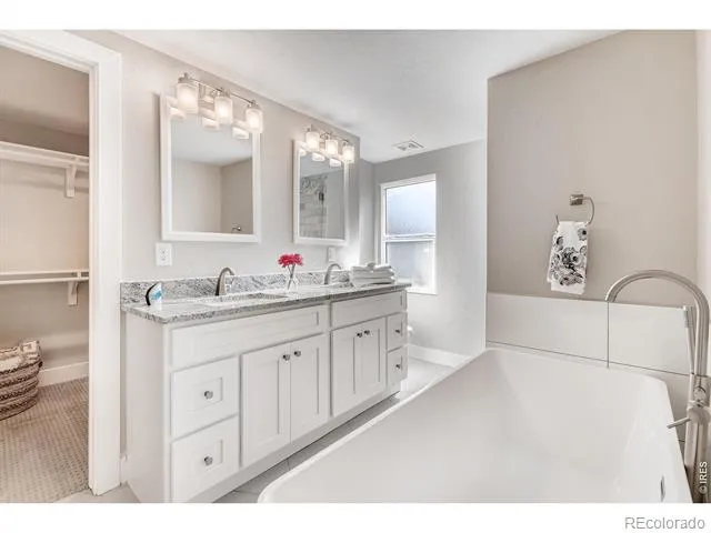 4035 Batavia Place Denver, CO 80220