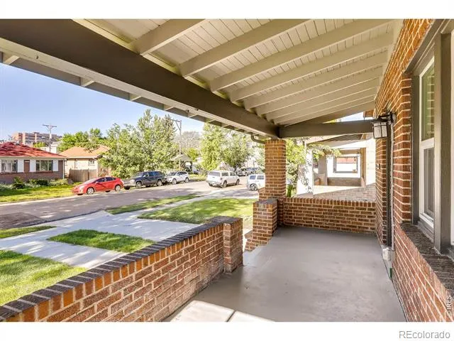 4035 Batavia Place Denver, CO 80220