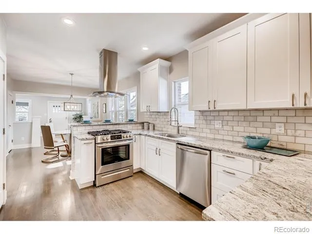 4035 Batavia Place Denver, CO 80220