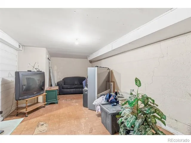 1935 W 38th Avenue Denver, CO 80211