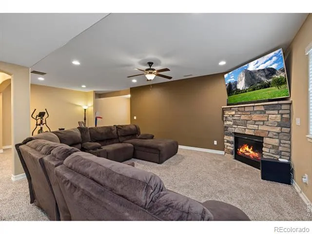 4135 Carroway Seed Drive Johnstown, CO 80534
