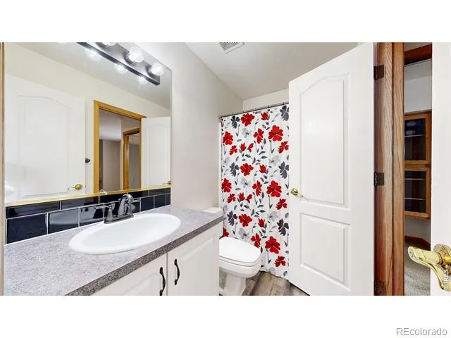 5017 W 6th St Rd Greeley, CO 80634