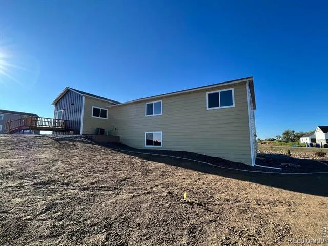 2305 Apple Street Longmont, CO 80504
