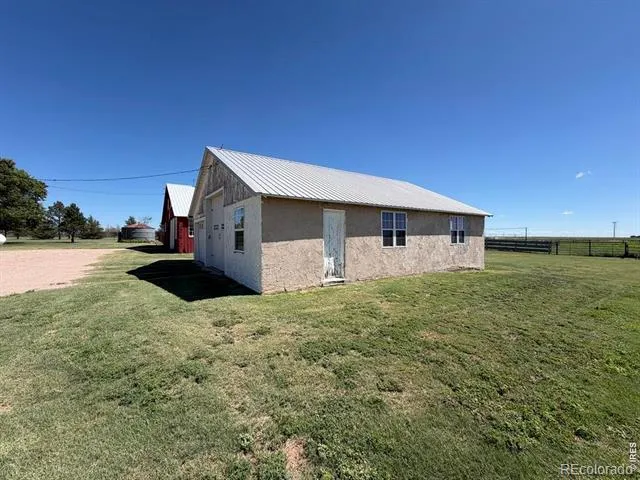 48027 County Road DD Arapahoe, CO 80802
