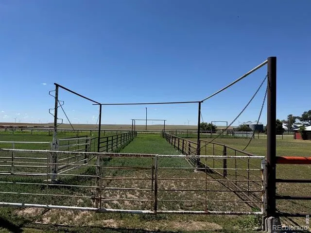 48027 County Road DD Arapahoe, CO 80802